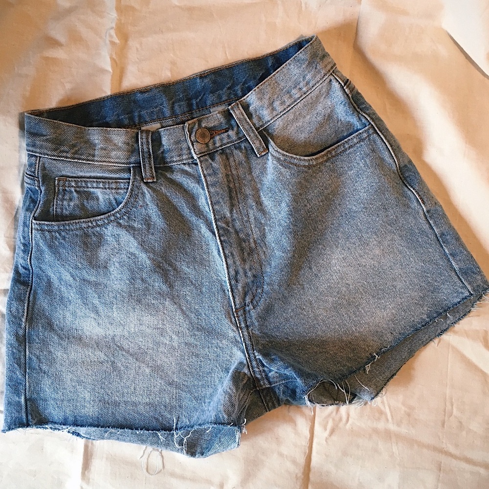 Brandy Melville denim shorts